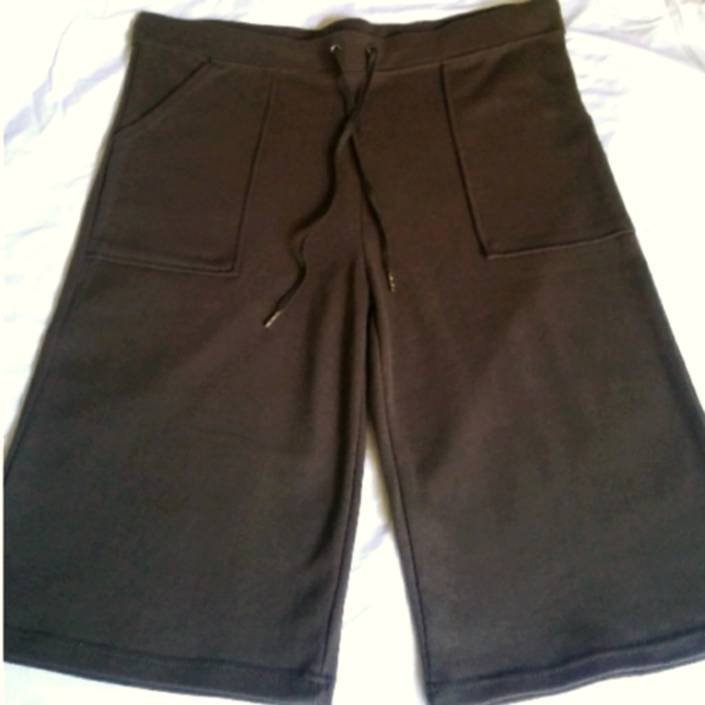 L.C. Fashions Cotton Knit Bermuda Shorts Pull-ons